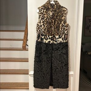 Simon Chang Leopard Print and Black Textured Vest